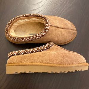Ugg slippers